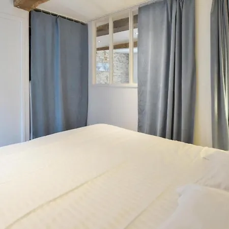 Lägenhet 1 Bedroom Awesome In *